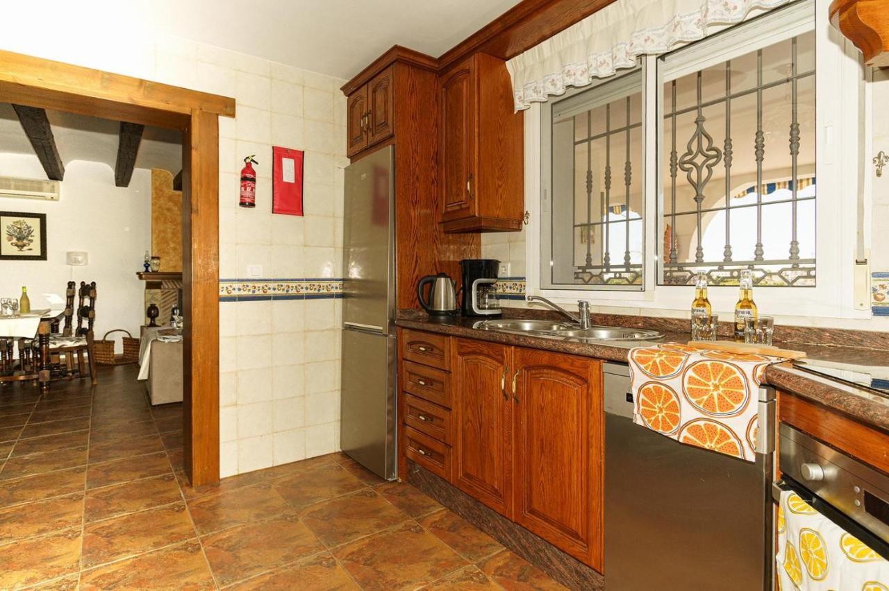 נרחה Villa Triana מראה חיצוני תמונה