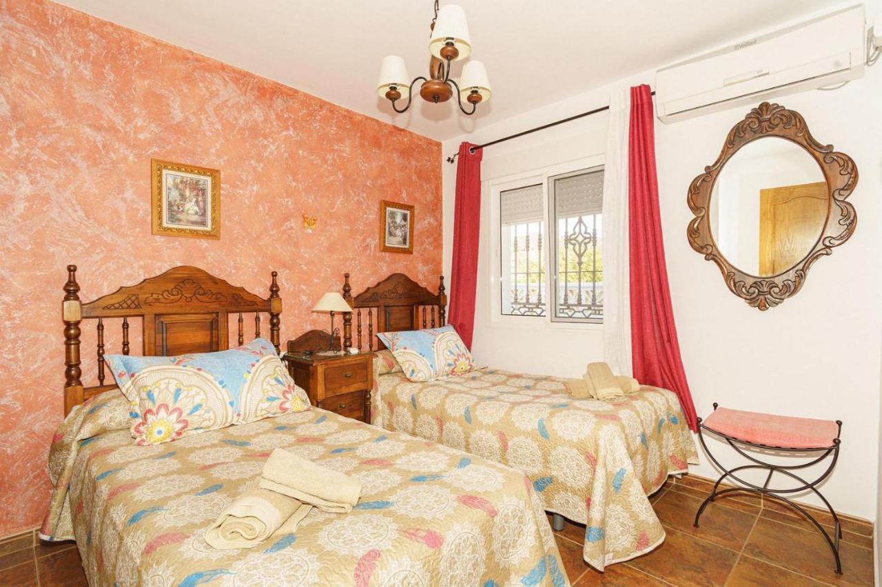 נרחה Villa Triana מראה חיצוני תמונה